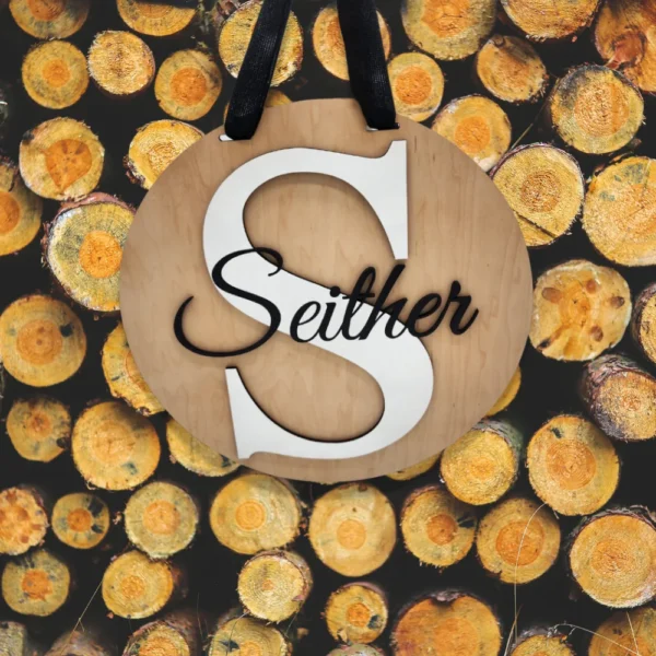 18" Personalized Last Name Front Door Hanger - Image 3
